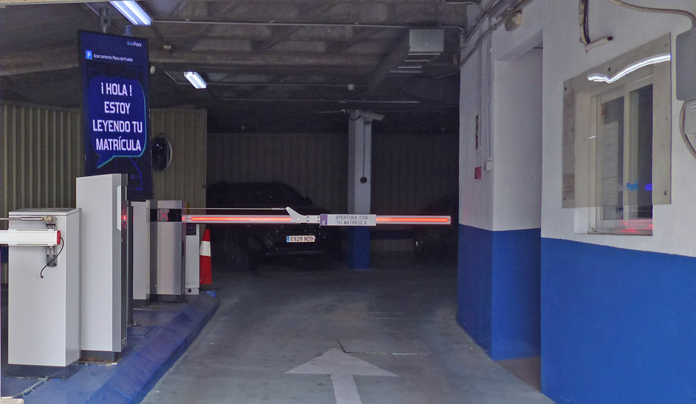 Sistema de acceso automático por lectura de matrícula en el parking Iberpark de Colmenar Viejo